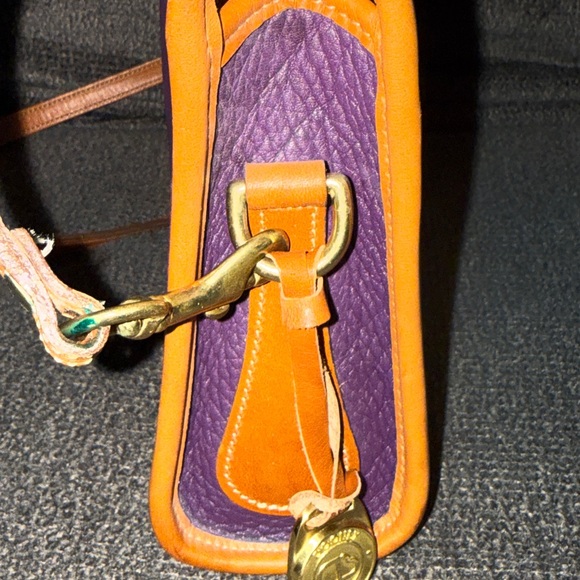 Dooney and Bourke R20 Zipper Clutch - Picture 3 of 15